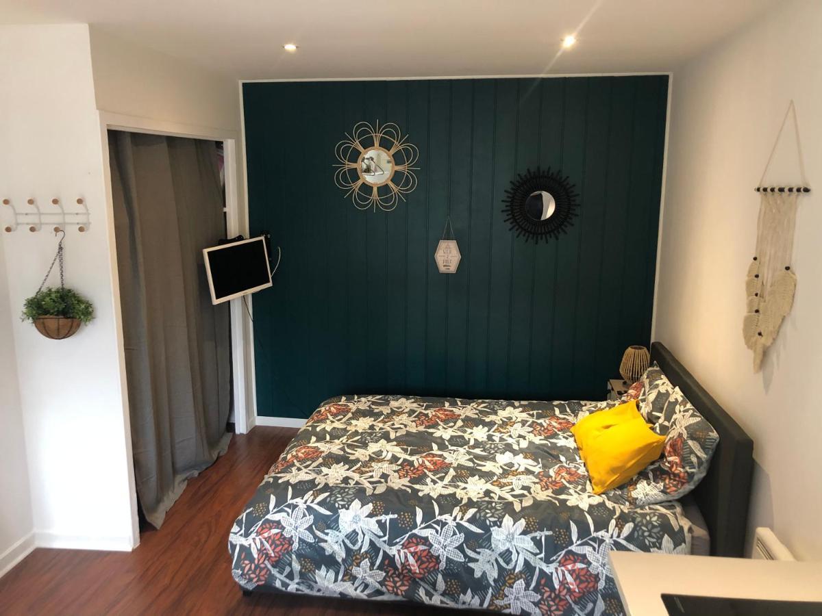 L'Ete De Melusine Apartment Niort Luaran gambar